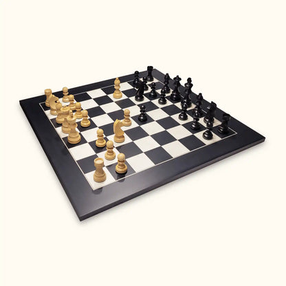 Chessboard black deluxe with chess pieces german knight diagonal